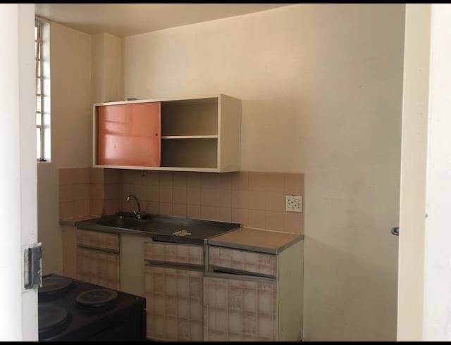 1 BEDROOM APARTMENT FOR SALE IN BEDFORD GARDENS